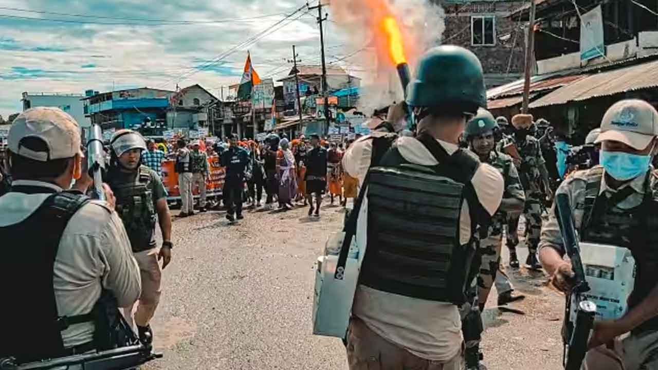 మణిపూర్‌లో మళ్లీ ఘర్షణలు