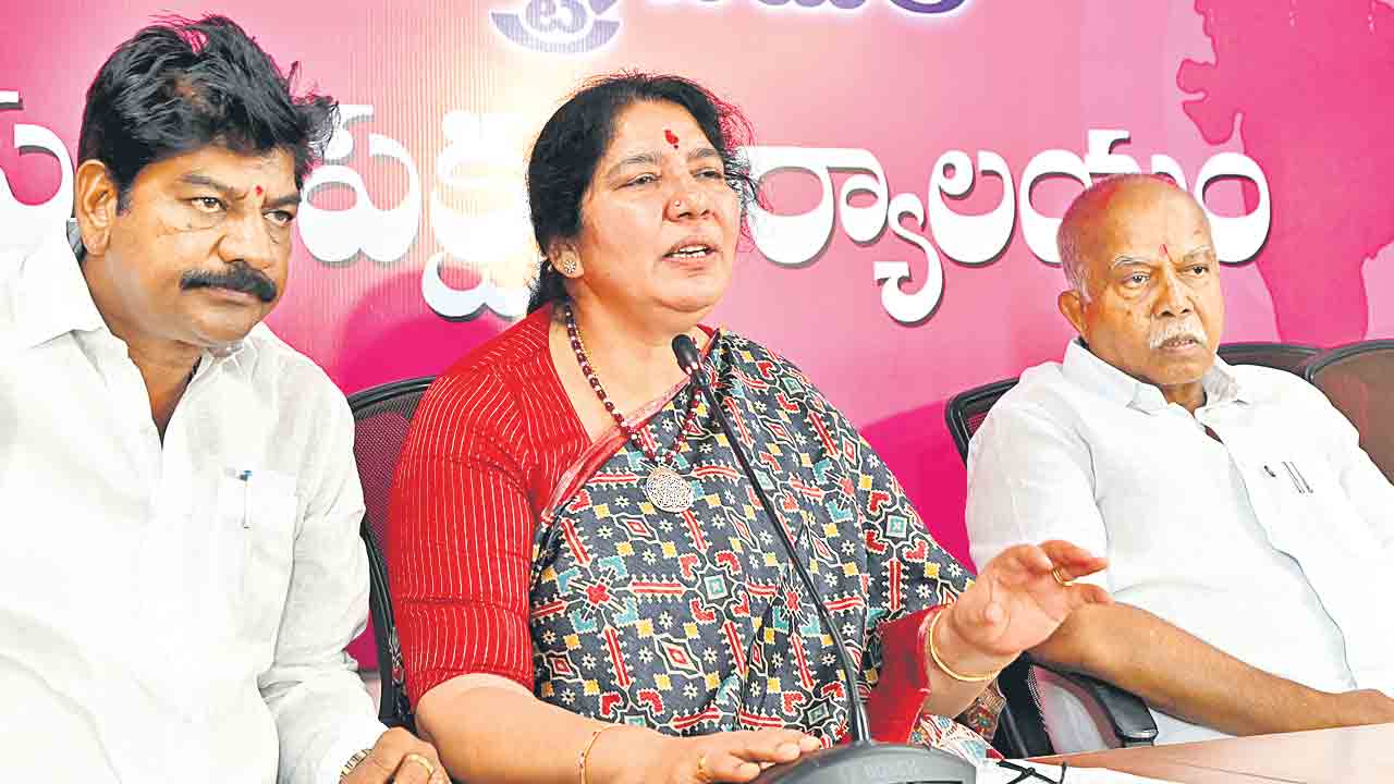 రేవంత్‌.. రాష్ర్టం కోసం ఏం చేశావ్‌?