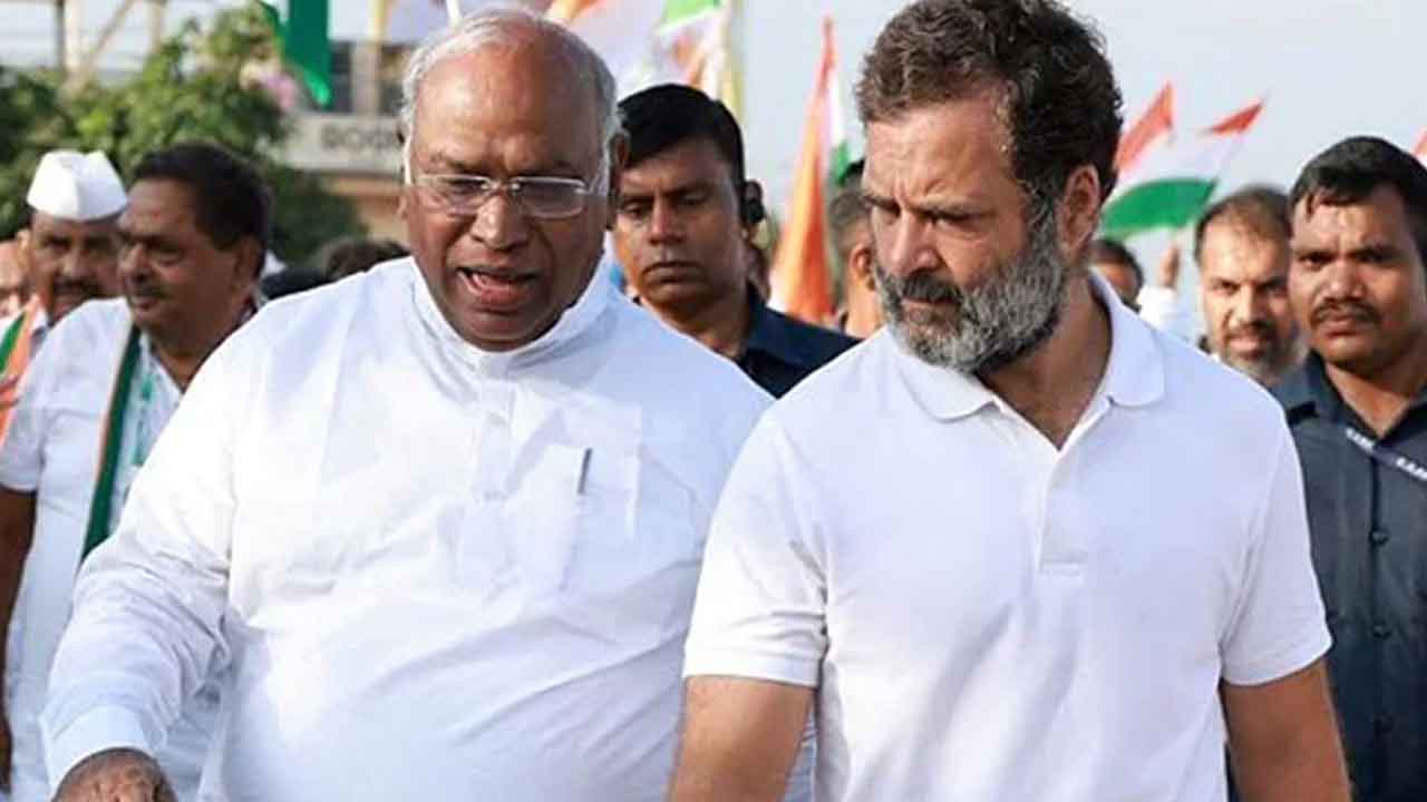 BRS |  బీఆర్‌ఎస్‌పై ఖర్గే, రాహుల్‌ తడబాటు.. ‘ఇండియా’ సమావేశానికి హాజరుకాకపోవడంపై భిన్న వ్యాఖ్యలు