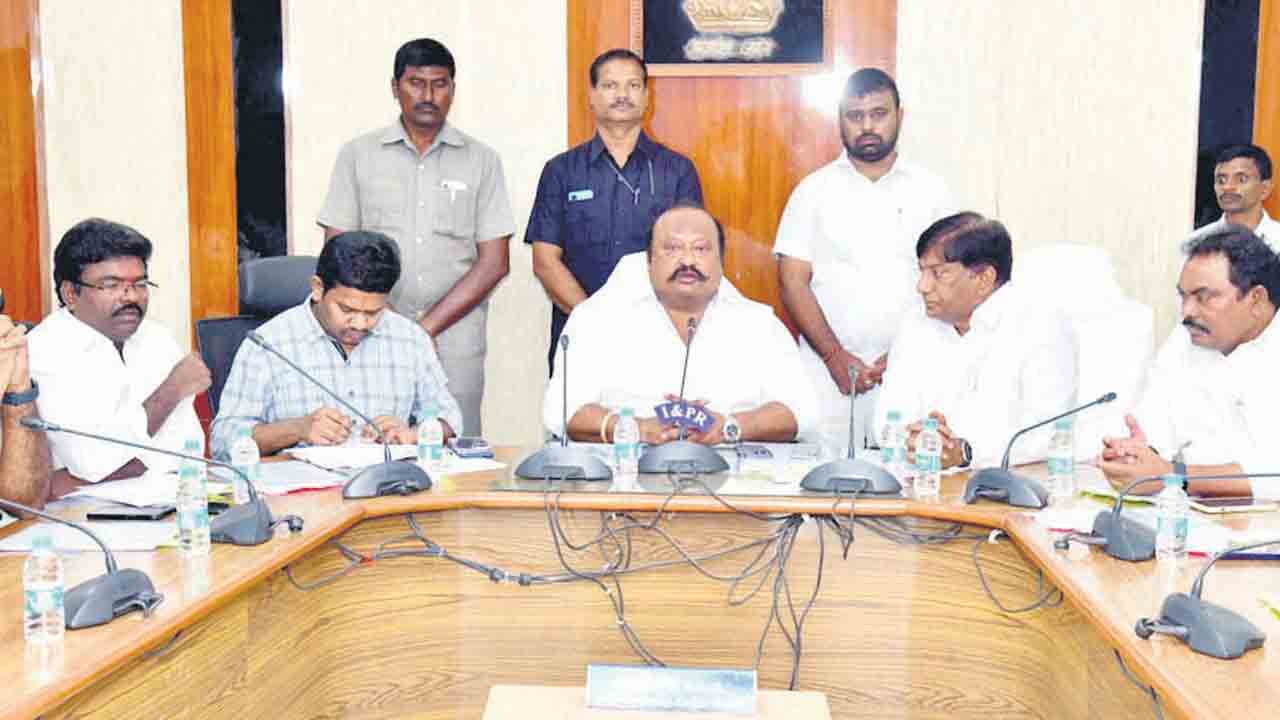 గృహలక్ష్మి నిరంతర ప్రక్రియ