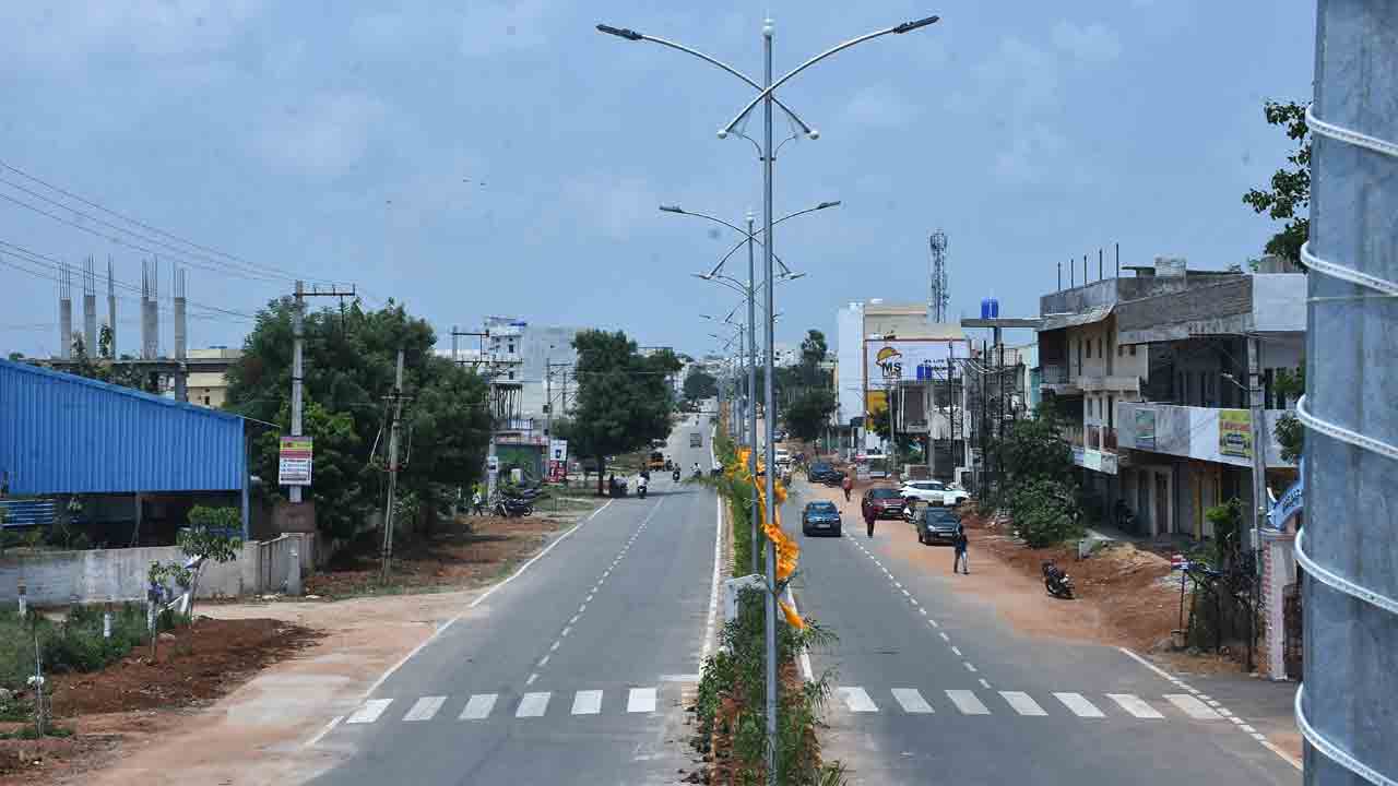 అభివృద్ధి పథంలో పోచంపల్లి