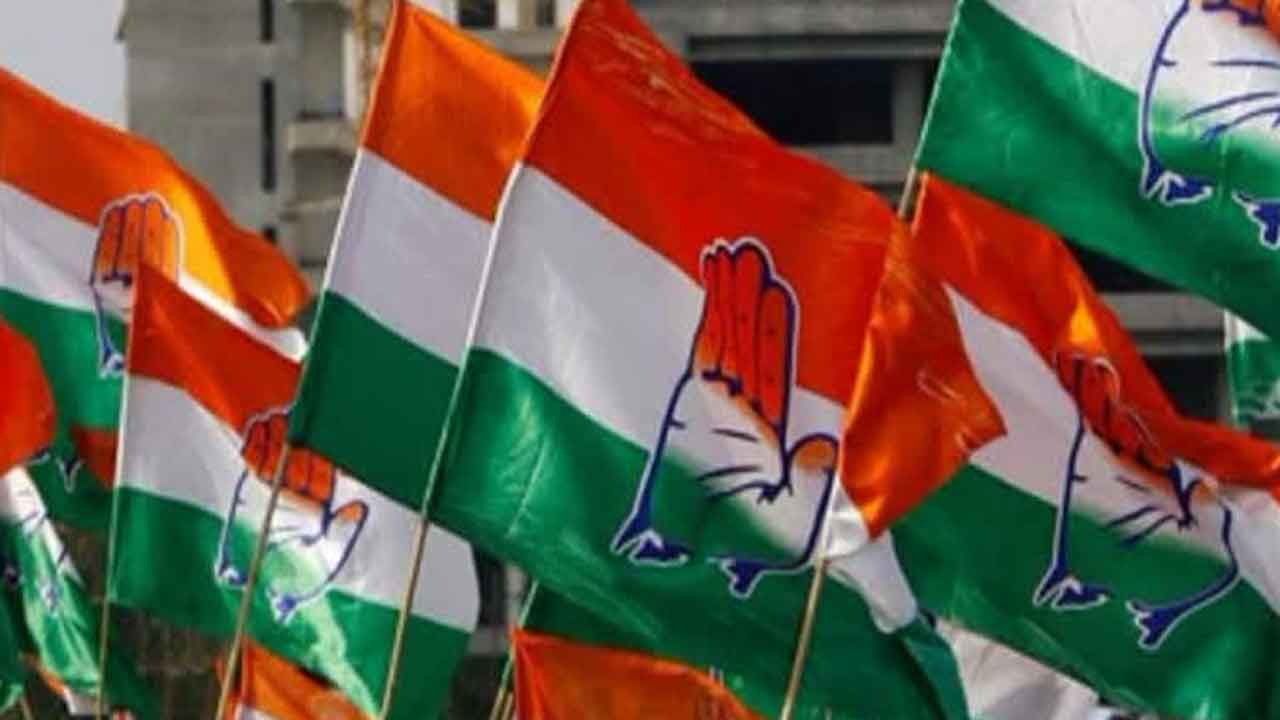Congress |  కాంగ్రెస్‌ పార్టీలో బీసీ నాయకులకు అడుగడుగునా అవమానాలు.. సన్నిహితులవద్ద వాపోతున్న సీనియర్లు!