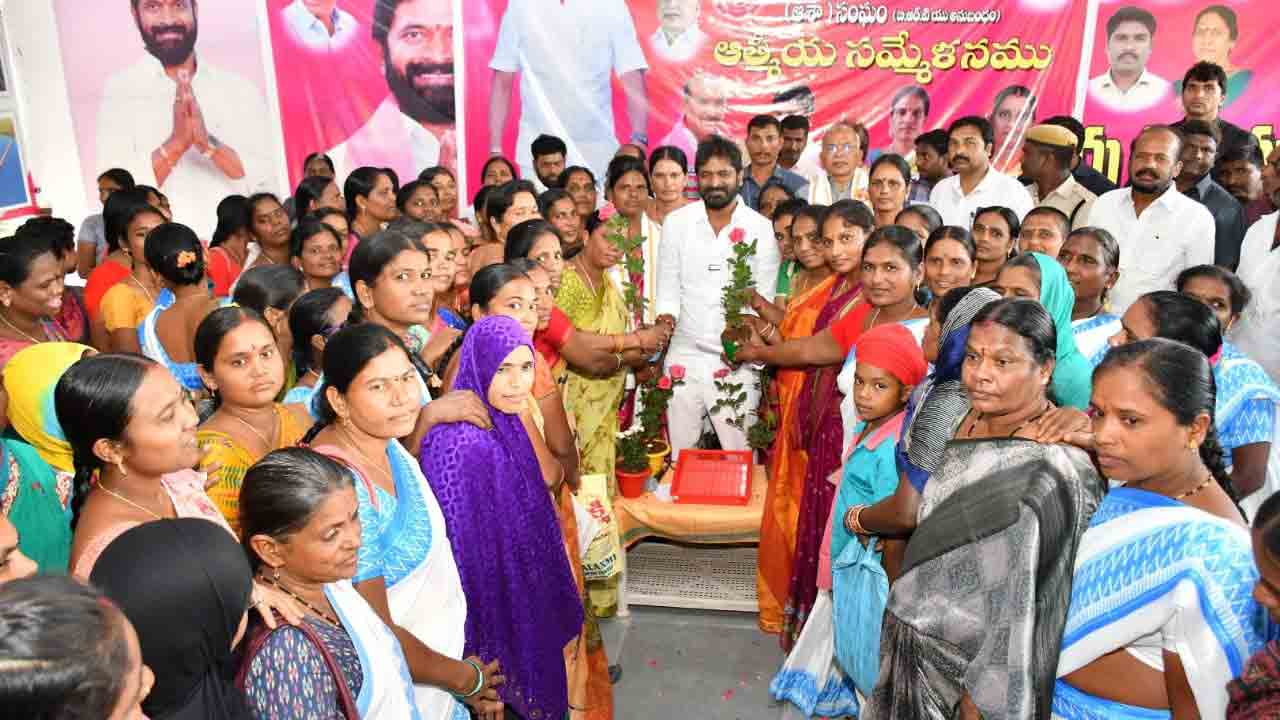 దుర్మార్గులంతా ఒక్కటయ్యారు