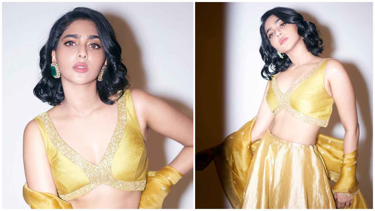 Aishwarya Lekshmi | గోల్డెన్ డ్రెస్‌లో చమ్కాయిస్తున్న ఐశ్వర్య లక్ష్మి..