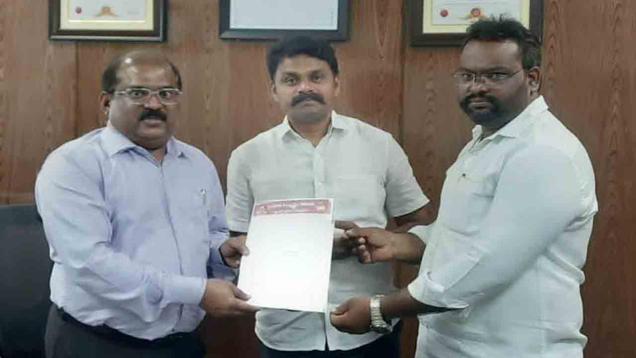 BRS AP Chief | ముస్లిం మైనార్టీల విదేశీ విద్య బకాయిలు ప్రభుత్వం తక్షణమే చెల్లించాలి : ఏపీ బీఆర్ఎస్ చీఫ్