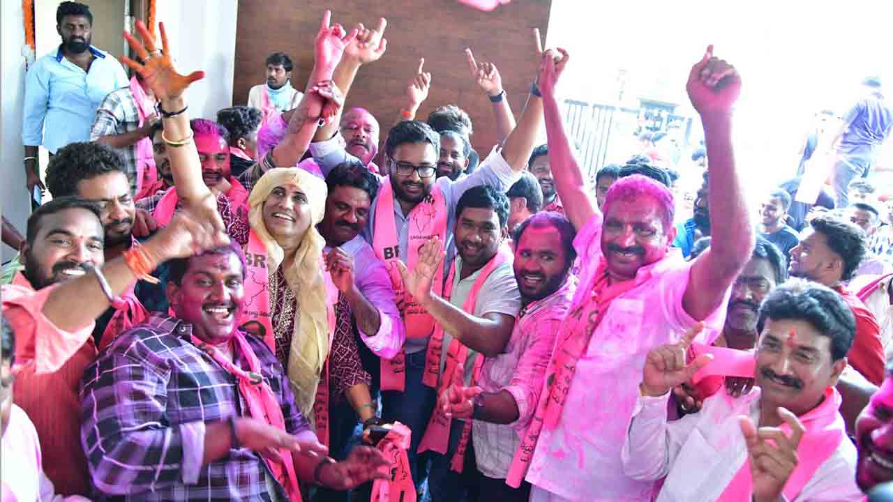 గులాబీ జోష్‌