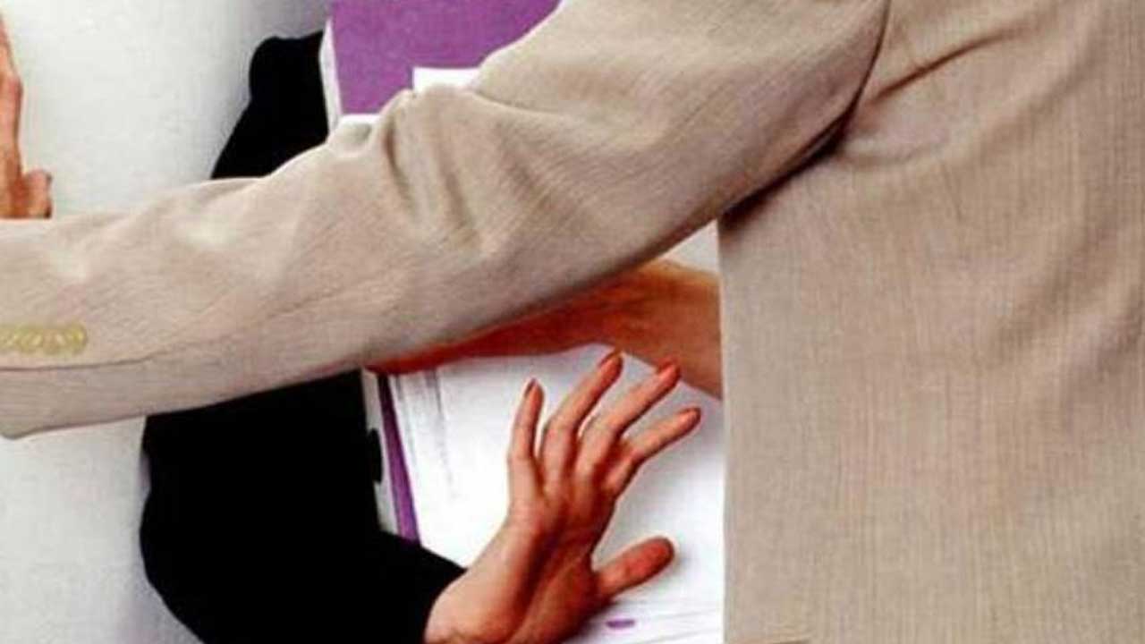 Crime news | కాటేదాన్‌లో దారుణం.. విద్యార్థినులతో ప్రిన్సిపల్‌ వికృత చేష్టలు.. పోలీసులకు ఫిర్యాదు