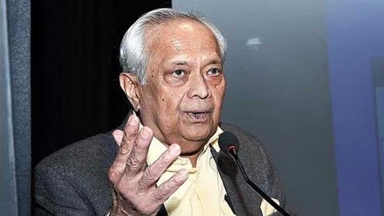 Bikash Sinha | ప్రముఖ అణు భౌతిక శాస్త్రవేత్త వికాస్‌ సిన్హా కన్నుమూత