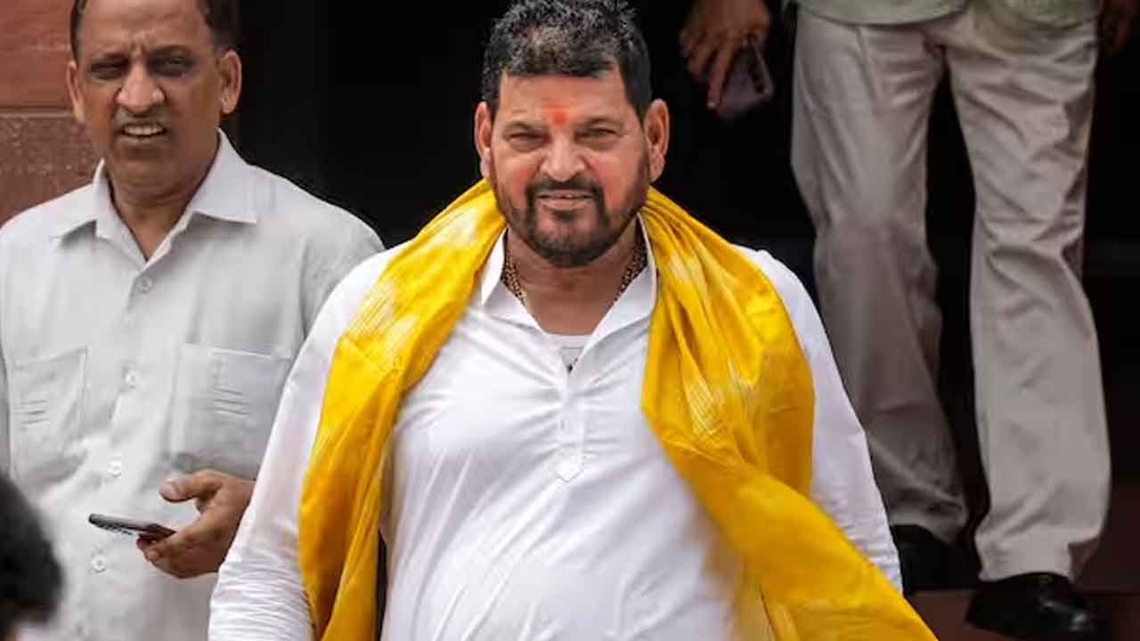 బ్రిజ్‌పై అక్రమ మైనింగ్‌ ఆరోపణలు