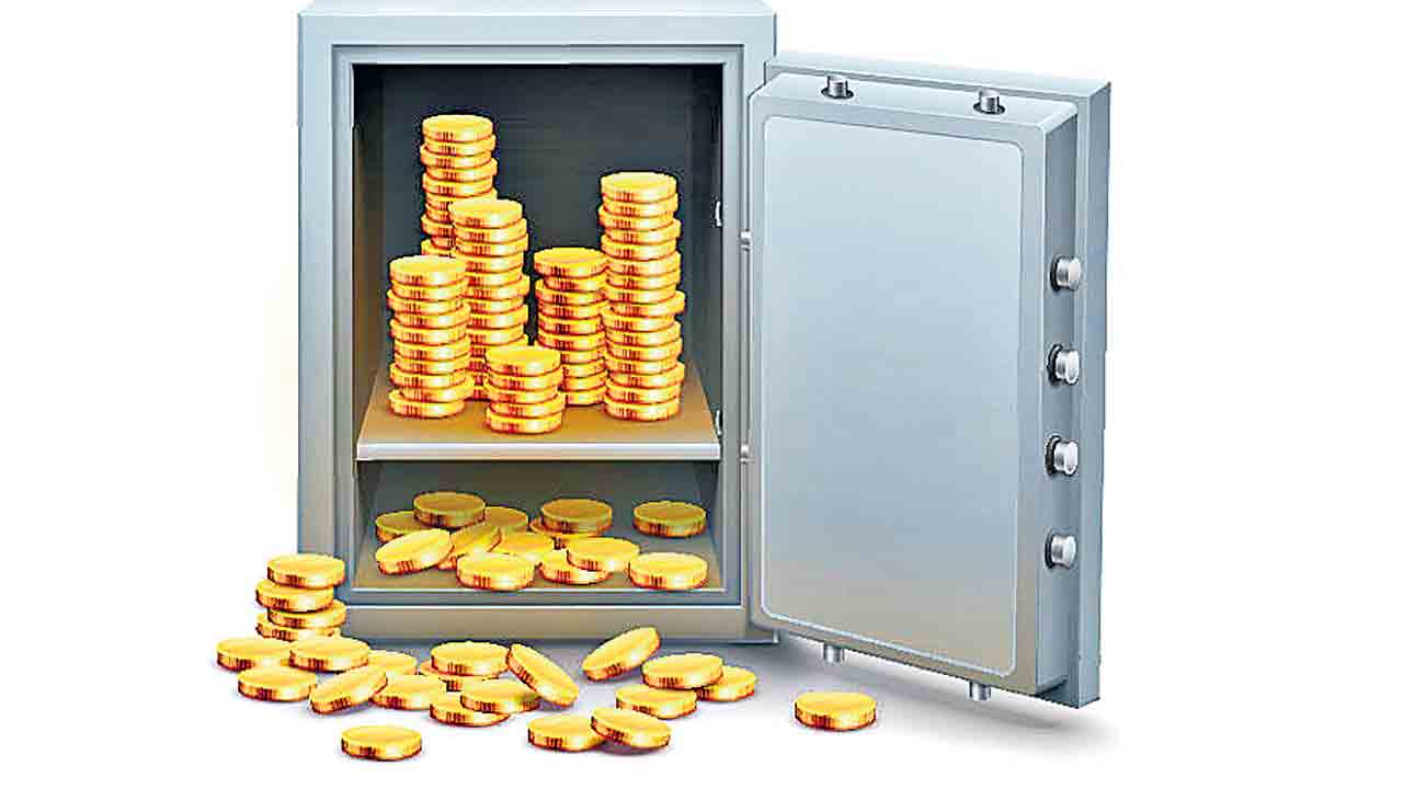 ఇంట్లో బంగారం ఉందా ఎంత ఉంచుకోవచ్చు?