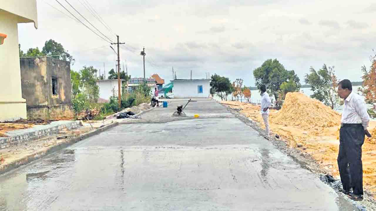 అభివృద్ధి అదుర్స్