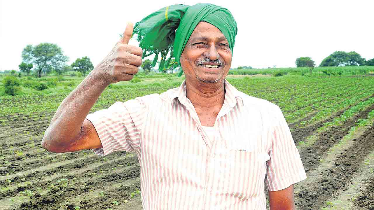 రుణమాఫీ.. రైతు హ్యాపీ