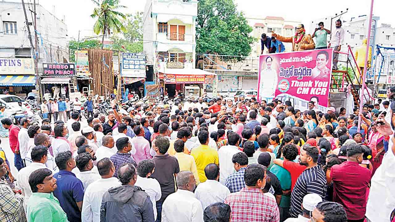 దేశంలోనే నంబర్‌ వన్‌ సీఎం కేసీఆర్‌