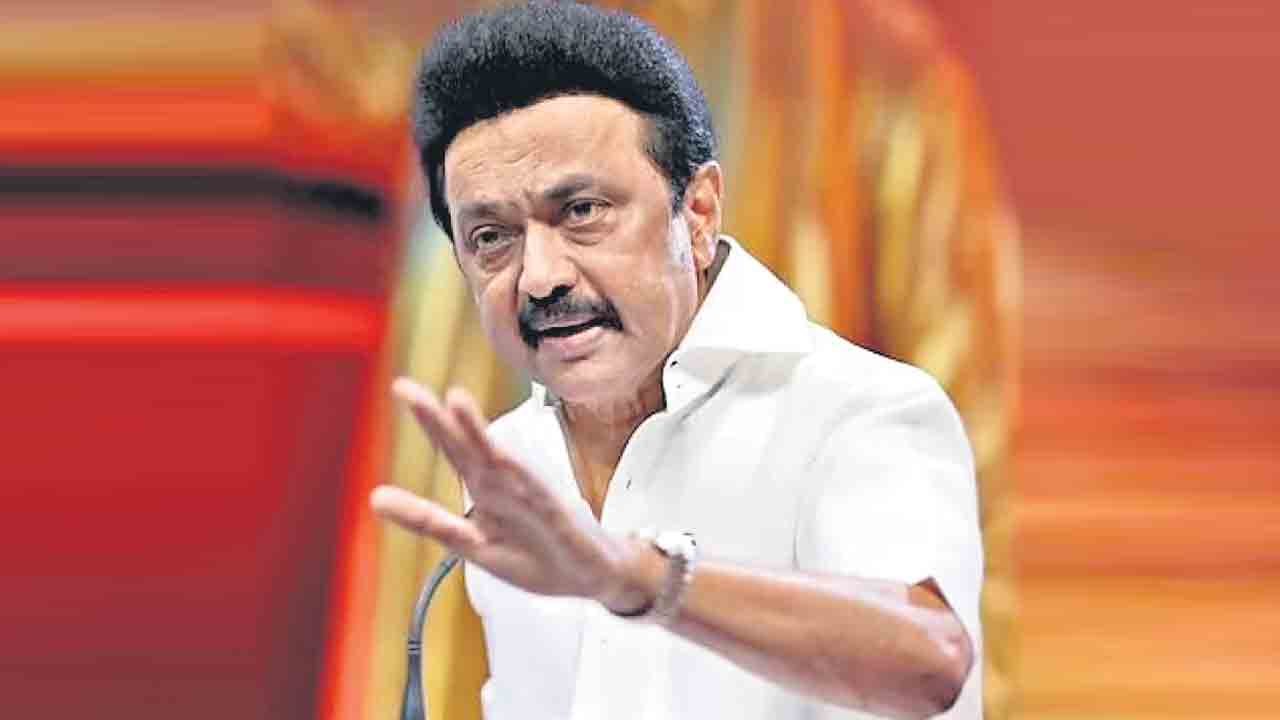 అవినీతిపై మోదీ నీతులా?