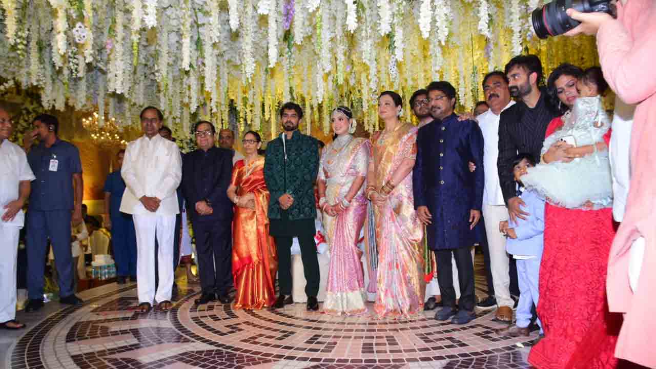 CM KCR | బ్రహ్మానందం కొడుకు వివాహ రిసెప్షన్‌కు సీఎం కేసీఆర్ హాజ‌రు