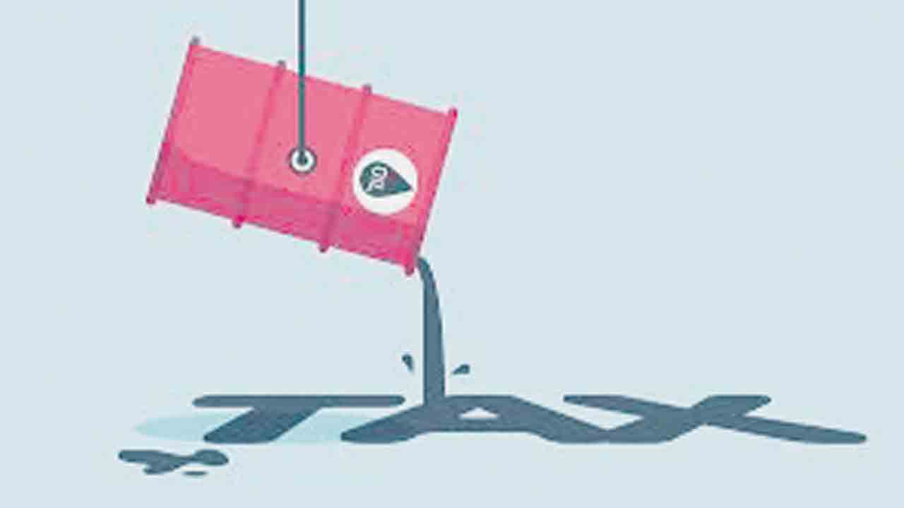 ఇంధనాలపై విండ్‌ఫాల్‌ ట్యాక్స్‌ పెంపు