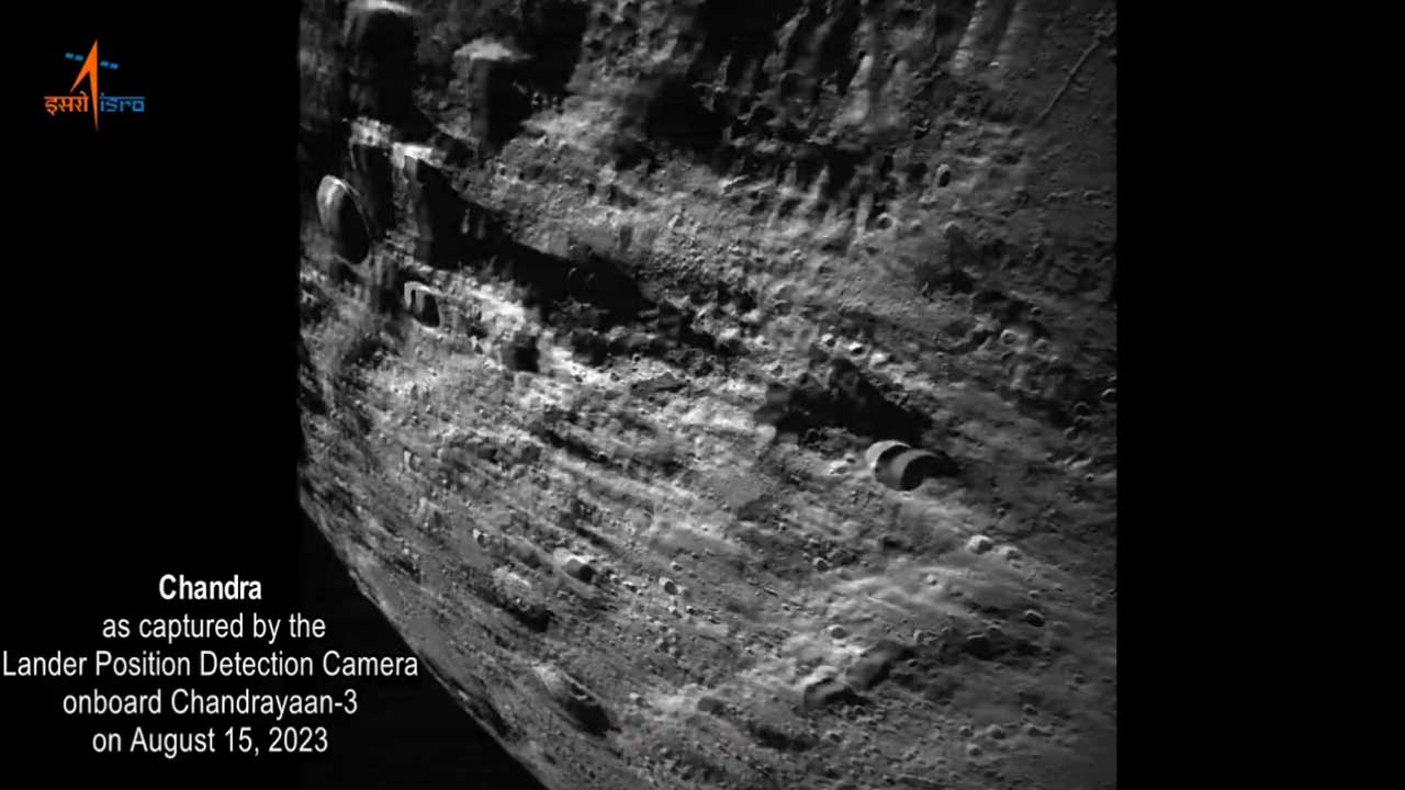 Chandrayan – 3 | చంద్రయాన్‌-3 మిషన్‌ కెమెరాకు చిక్కిన చంద్రుడి ఉపరితలం