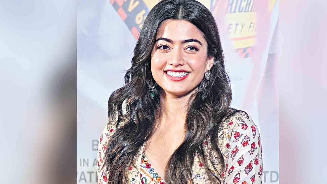 ధనుష్‌ జోడీగా..