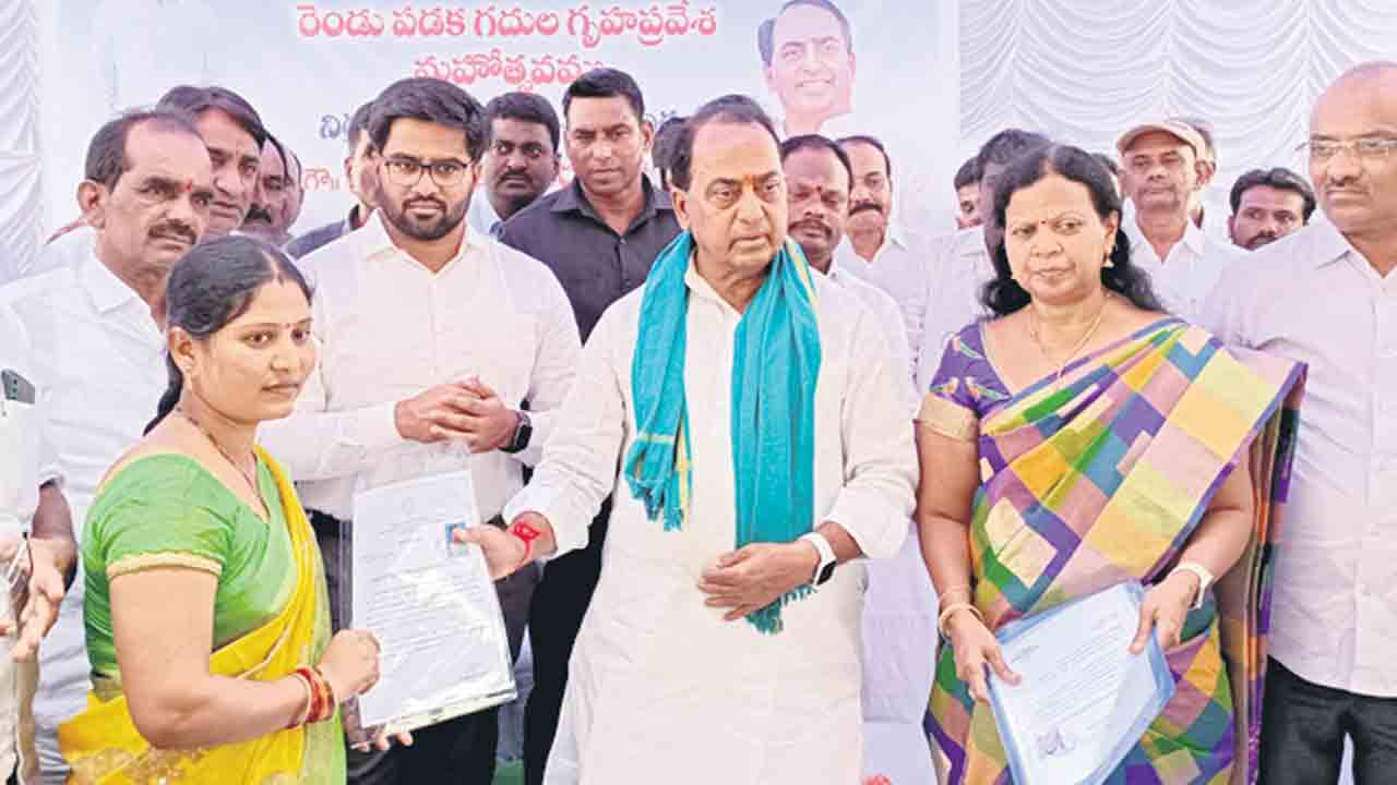 పేదలకు భరోసా సీఎం కేసీఆరే..