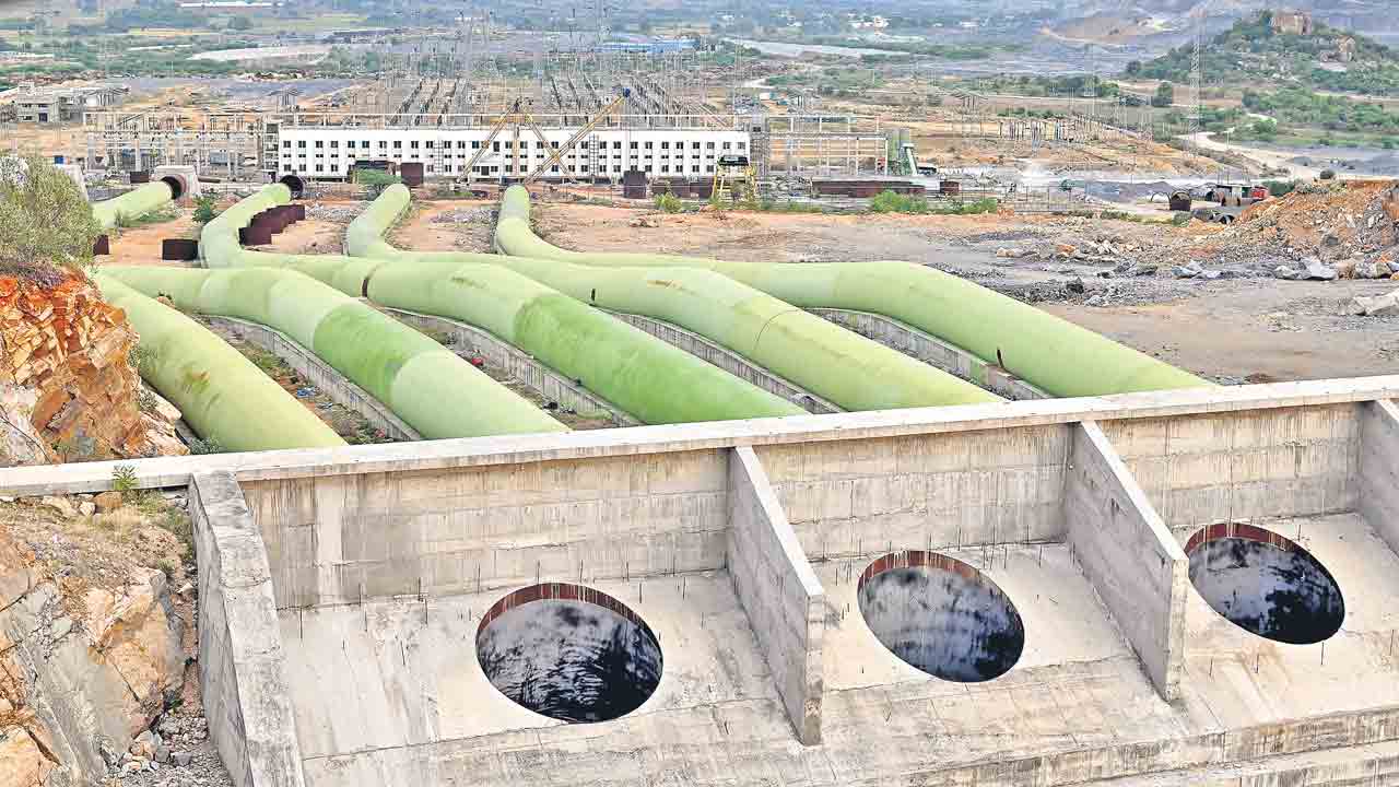 వలసల నేలకు విముక్తి