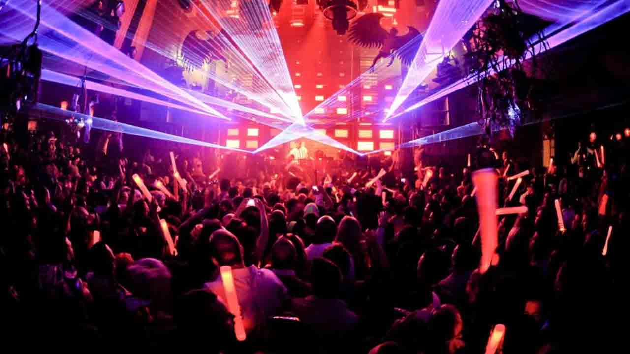 IPS Officer | గోవా నైట్‌ క్లబ్‌లో మహిళ పట్ల అసభ్యకర ప్రవర్తన.. ఐపీఎస్‌ అధికారిపై వేటు వేసిన కేంద్ర హోంశాఖ