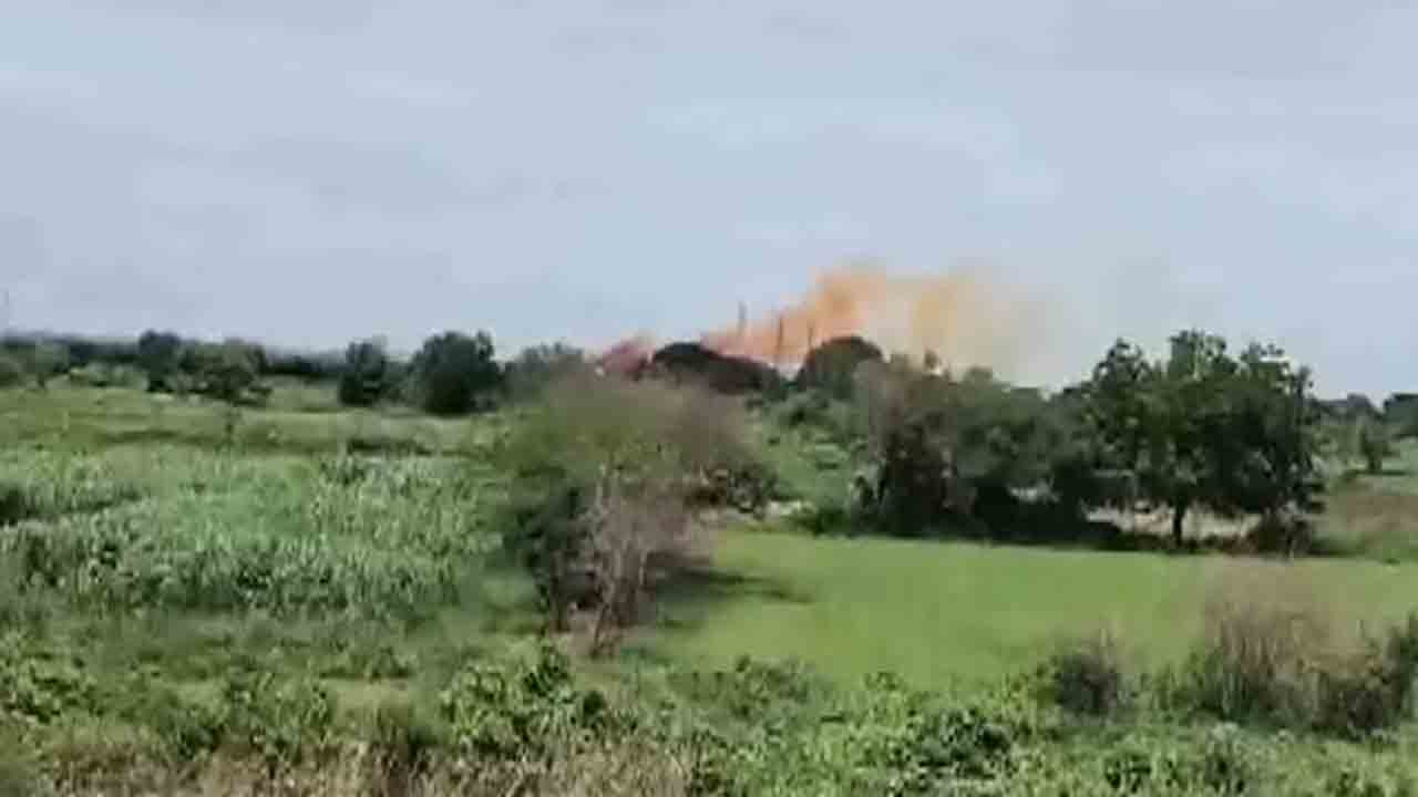 Gas Leakage | విషవాయువు పీల్చి 28 మందికి అస్వస్థత