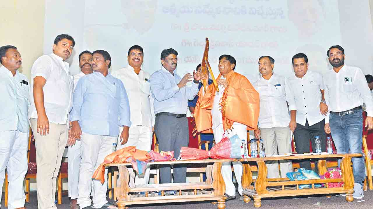 దేశం దృష్టి అంతా.. మన సాగు వైపే..