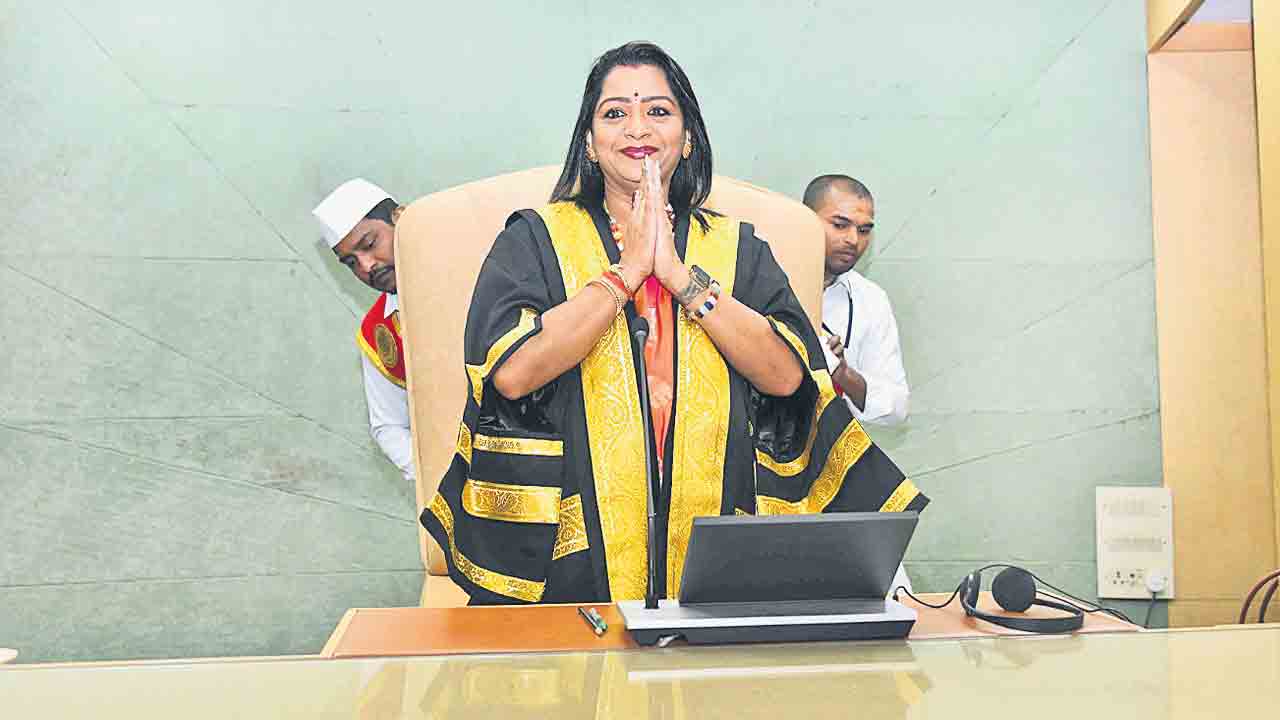 పారిశుద్ధ్య కార్మికులకు బీఆర్‌ఎస్‌తోనే భరోసా