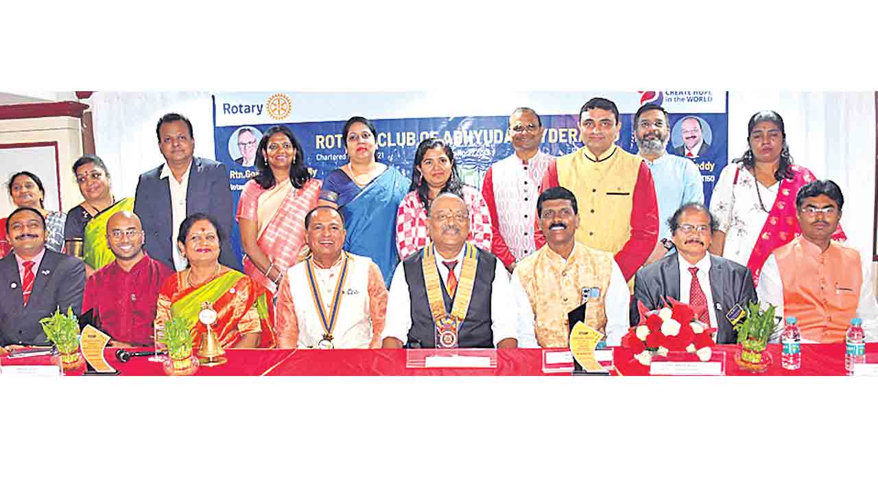 ప్రతిఫలాన్ని ఆశించని సేవే పరిపూర్ణం