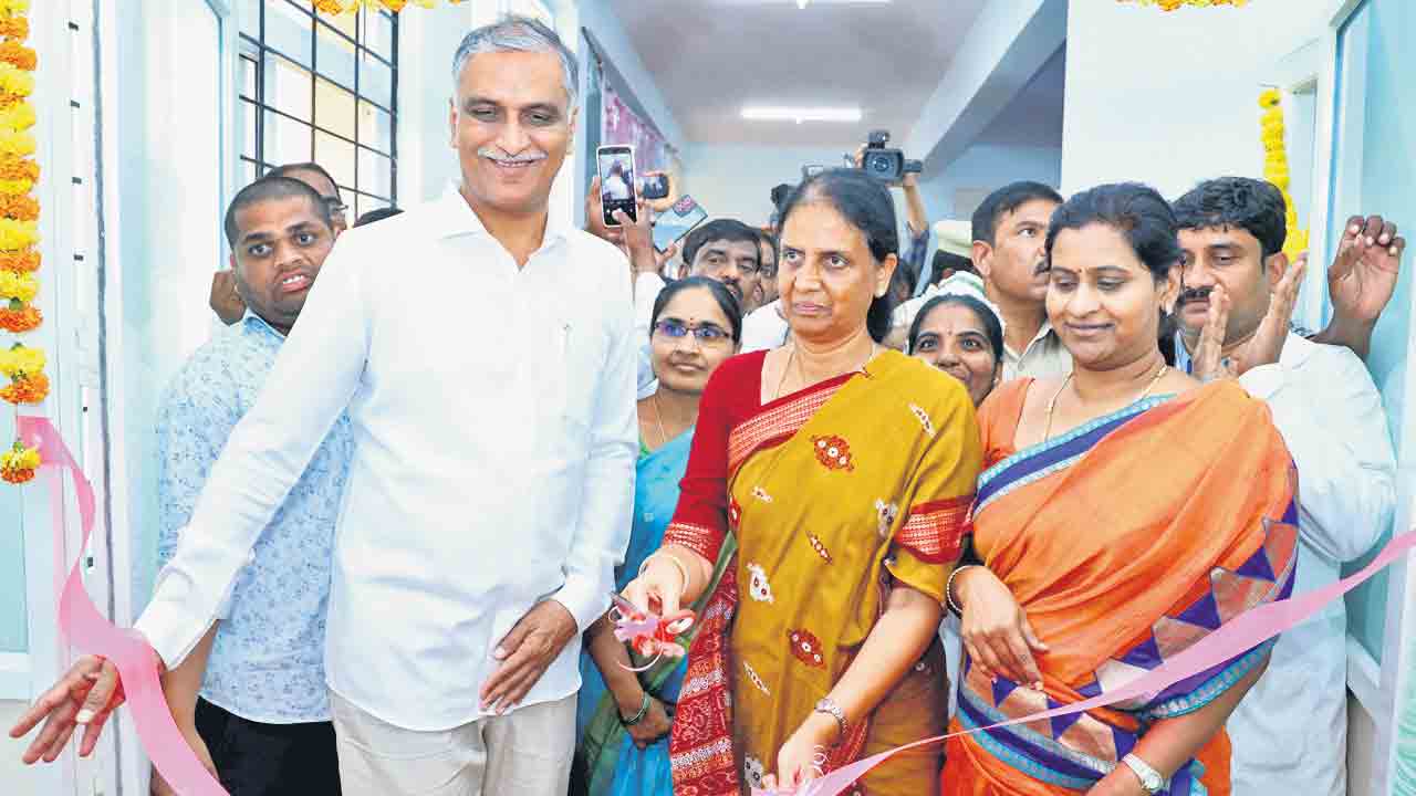 Minister Harish Rao | ధనం పెంచేటోళ్లు కావాలా? ధరలు పెంచేటోళ్లు కావాలా? : మంత్రి హరీశ్‌రావు