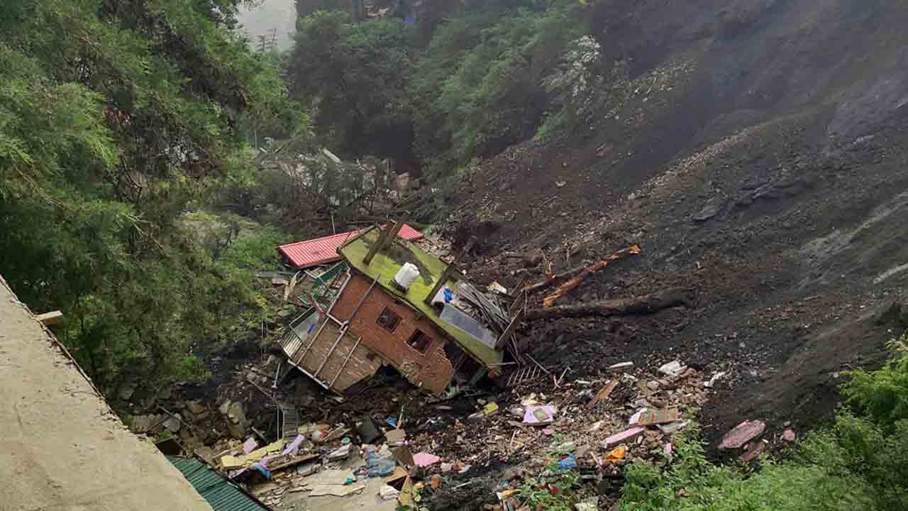 Uttarakhand | ఉత్తరాఖండ్ను ముంచెత్తుతున్న భారీ వర్షాలు.. ఐదు జిల్లాలకు అలర్ట్