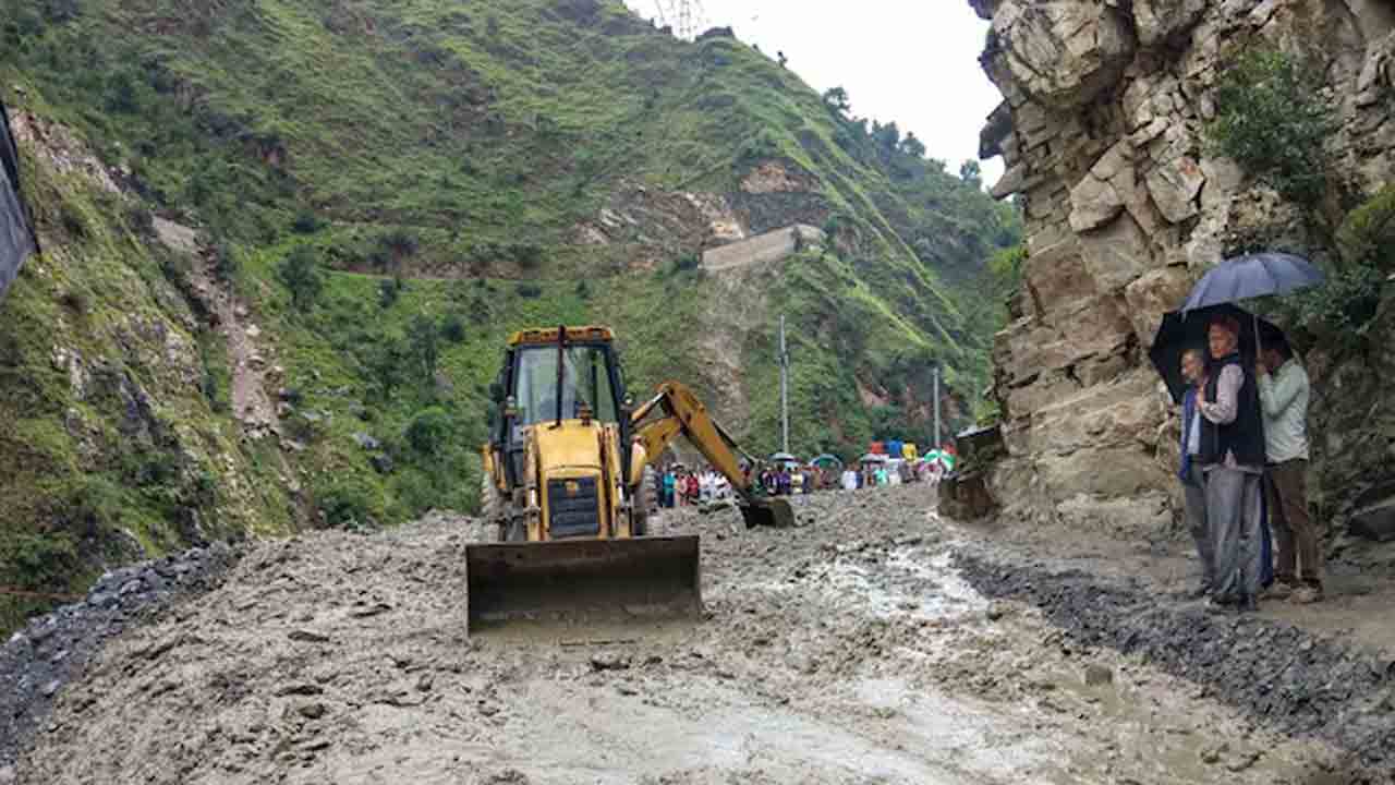 Himachal Pradesh | హిమాచల్‌ ప్రదేశ్‌లో కుంభవృష్టి.. ఏడుగురు మృతి