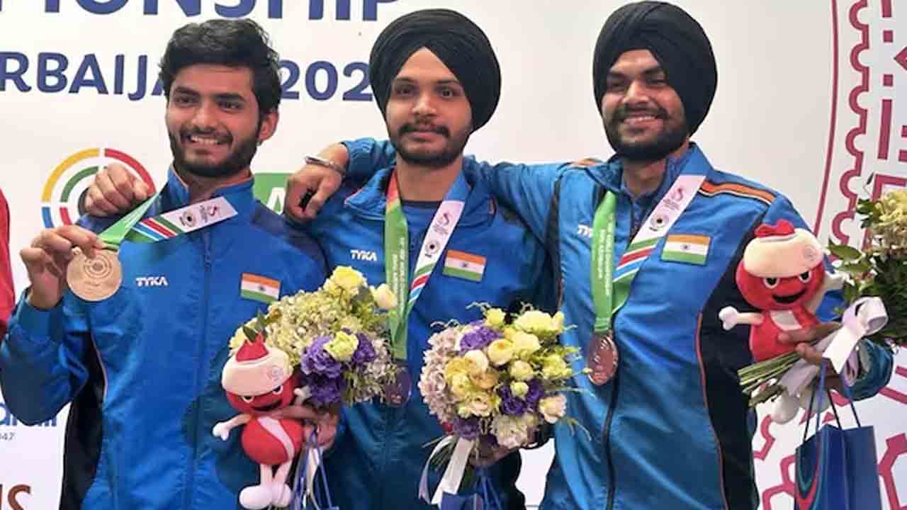 షూటర్లకు కాంస్యం