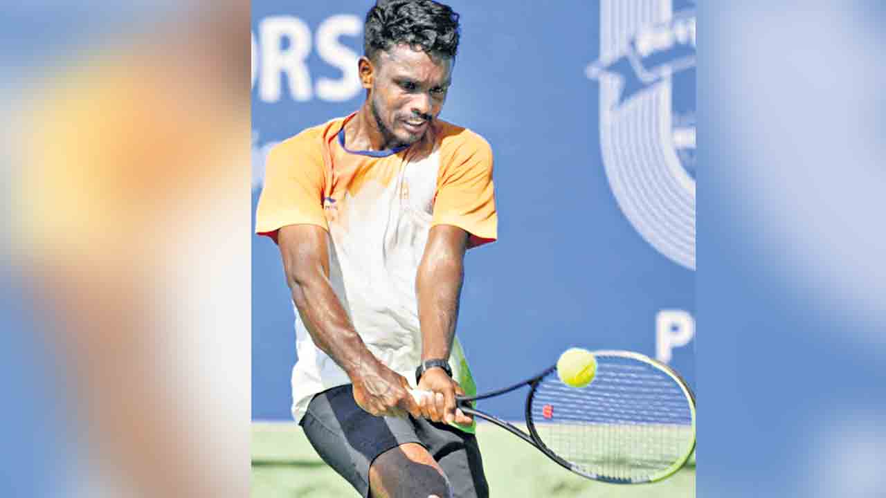 సాయి కార్తీక్‌ జోరు