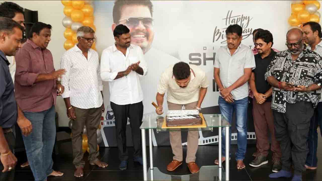 Indian 2 | డియర్ శంకర్ జీ హ్యాపీ బర్త్ డే.. నిన్న గేమ్ ఛేంజర్, నేడు ఇండియన్ 2 టీం విషెస్