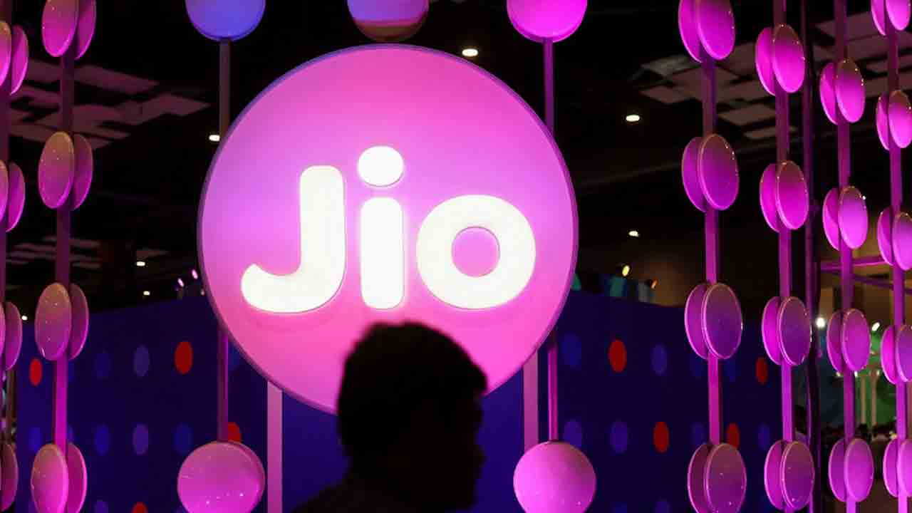 Reliance Jio | జియో ఇండిపెండెంట్ డే ఆఫర్.. రూ.2999 ప్రీ-పెయిడ్ ప్లాన్‌తో ఇవీ డిటైల్స్.. !