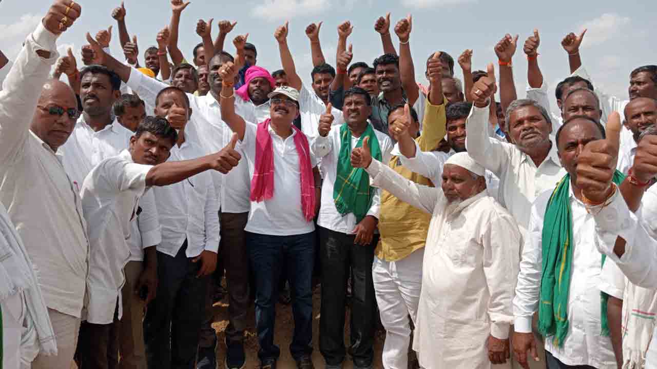 ‘పాలమూరు’ నీటితో.. రైతుల పాదాలు కడుగుతా