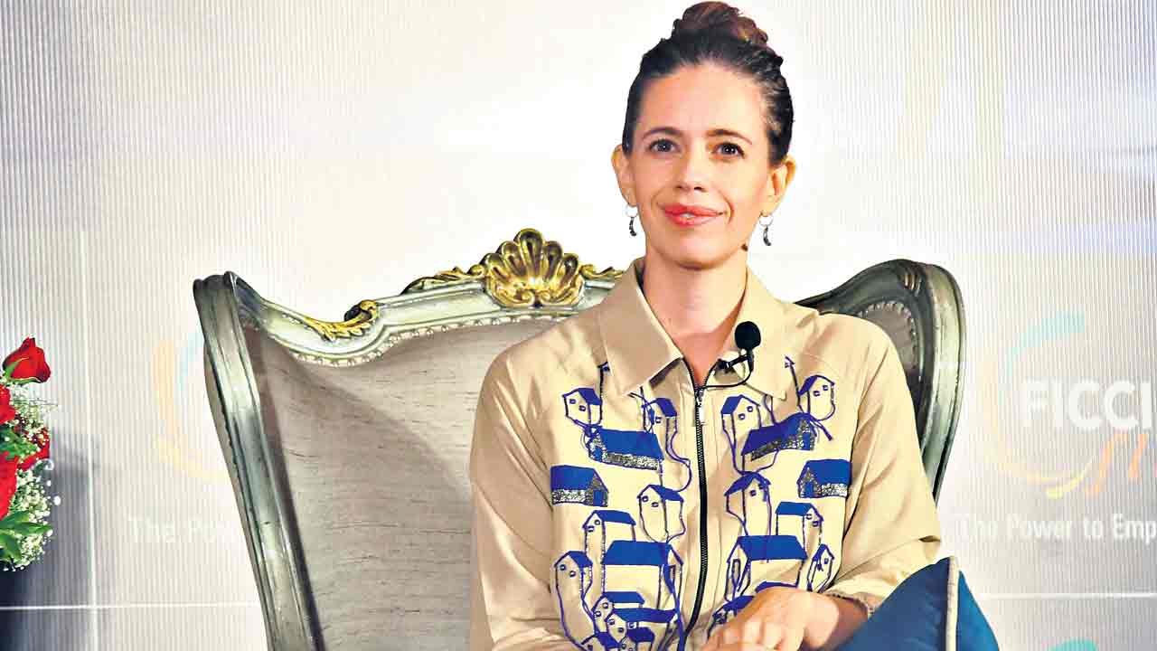 ధైర్యంగా మాట్లాడండి