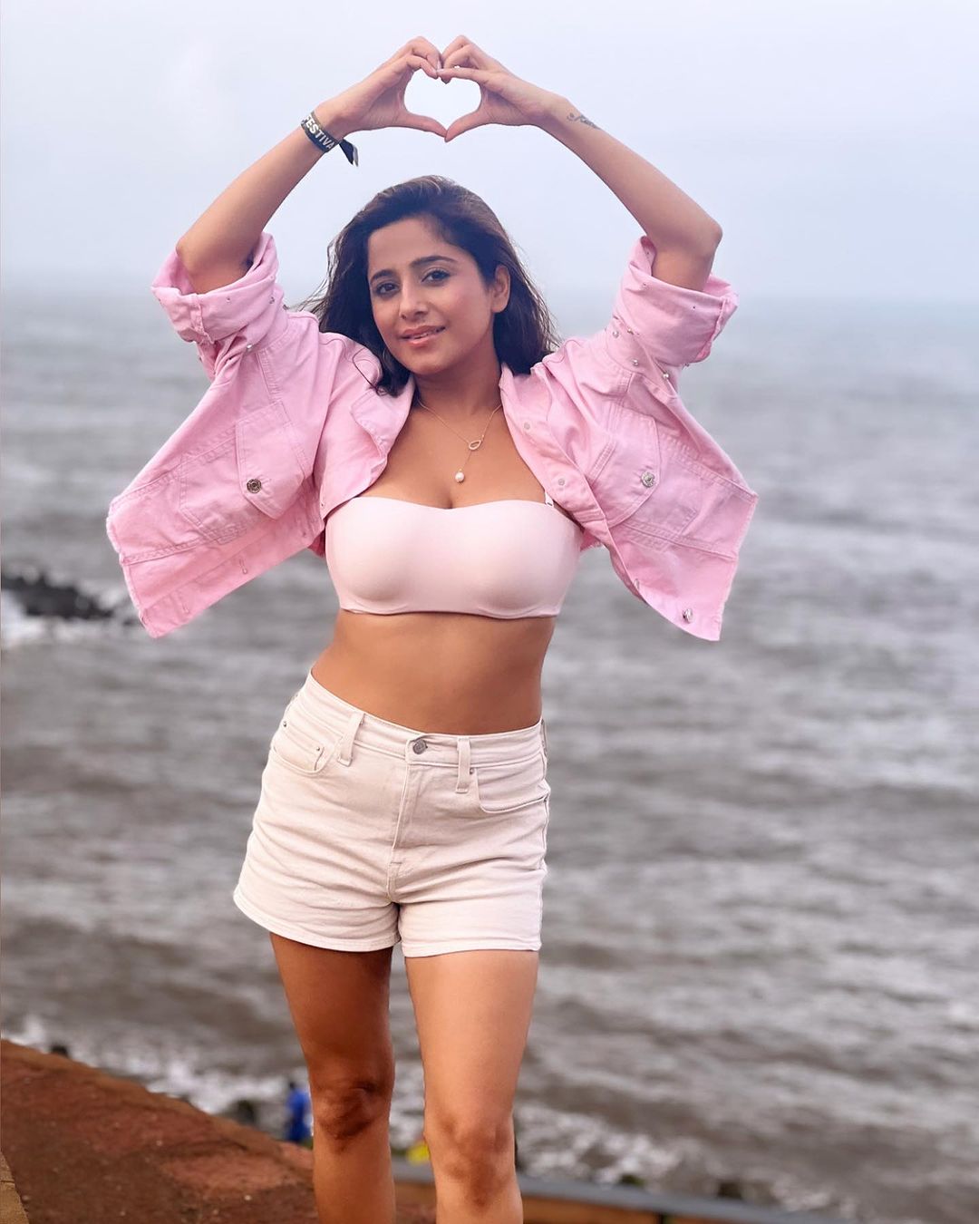 ( Photos : Instagram )