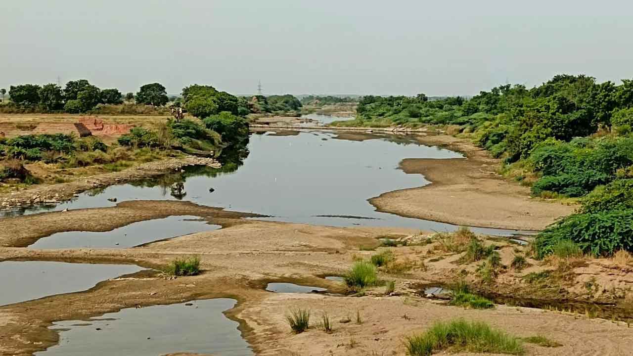 వరదను ఒడిసిపట్టేలా..
