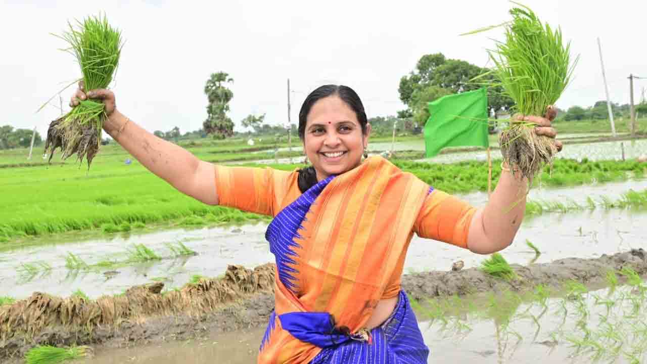 రుణమాఫీ.. రైతన్న హ్యాపీ..