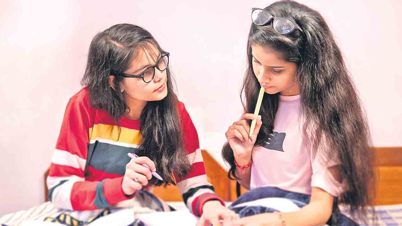 బోర్డు పరీక్షలు ఏడాదికి రెండుసార్లు