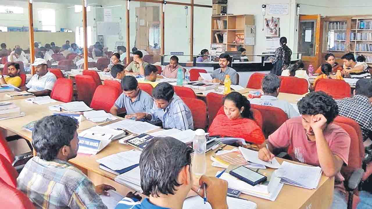 Library | గ్రంథాలయాలపై కేంద్రం కన్ను.. లైబ్రరీలను ఉమ్మడి జాబితాకు మార్చే యోచనలో మోదీ సర్కార్‌