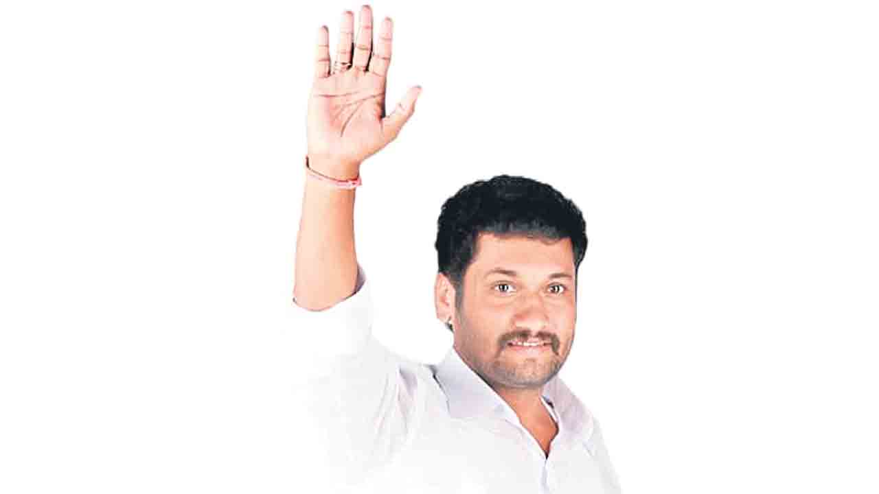 Interview | అవకాశమివ్వండి అభివృద్ధి చేస్తా.. ప్రజల కష్టసుఖాలు ఏంటో నాకు బాగా తెలుసు: అనిల్‌ కుమార్‌ జాదవ్‌