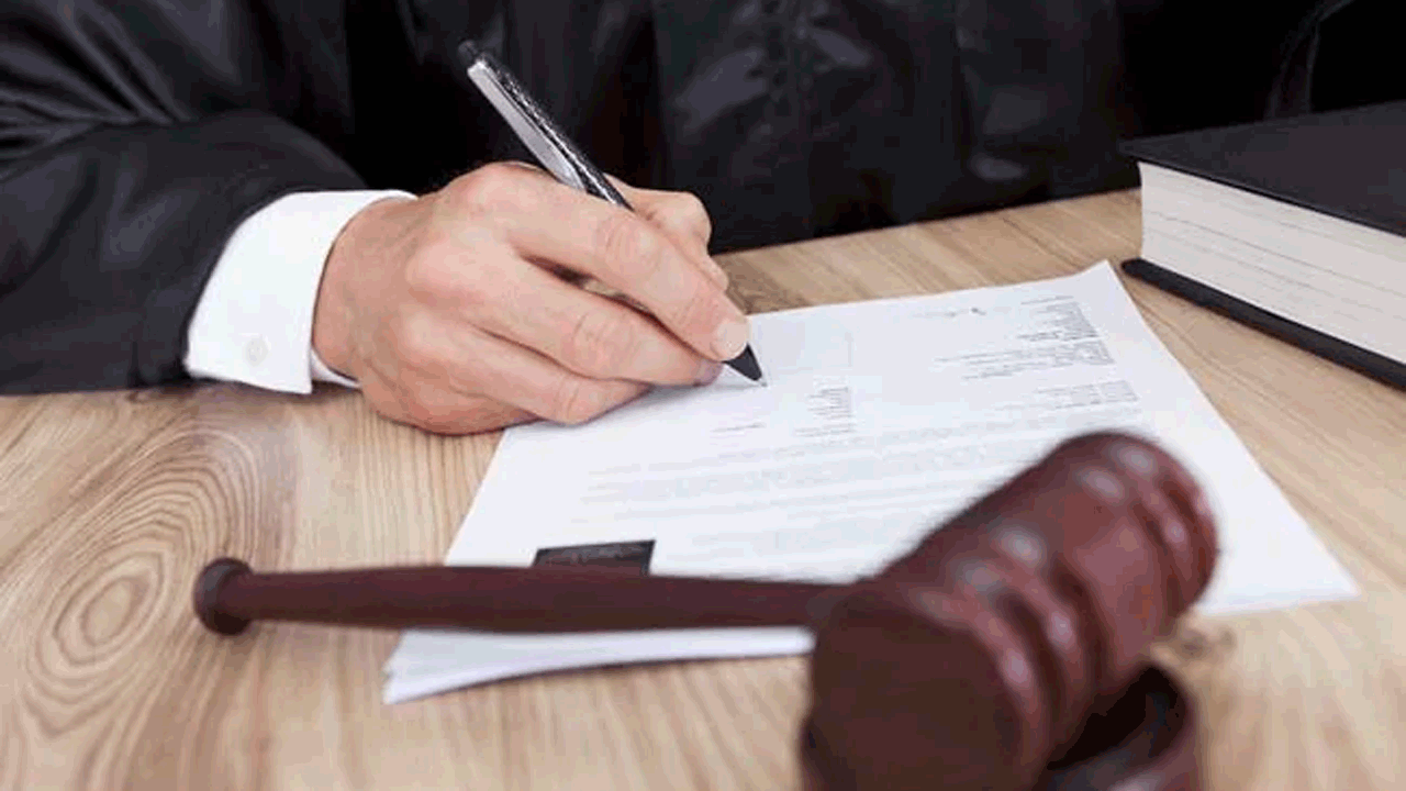 High Court | ఆలయంలోకి వితంతు మహిళ ప్రవేశానికి నిరాకరణ.. హైకోర్టు సీరియస్