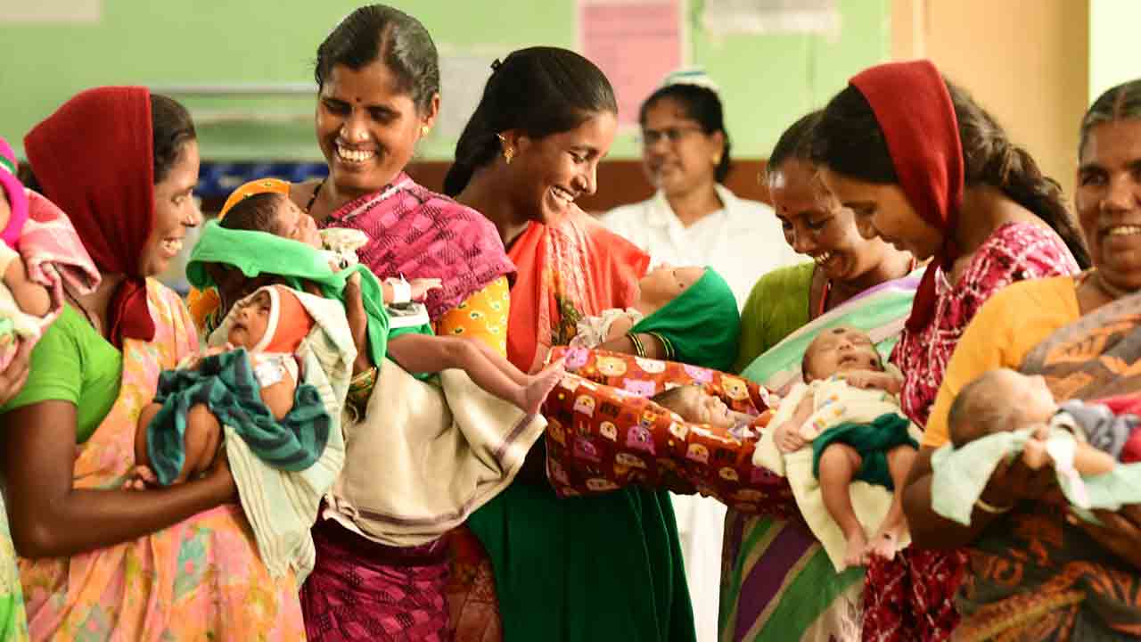 24 గంటలు.. 44 డెలివరీలు