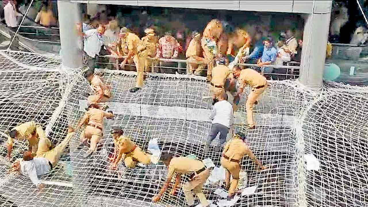 బీజేపీ పాలన ఇలా..