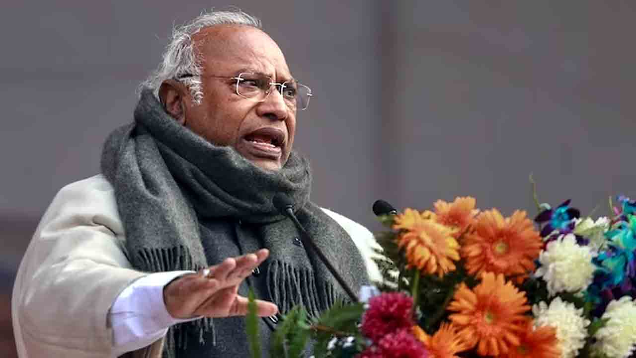 Mallikarjun Kharge | కాంగ్రెస్ జాతీయ అధ్యక్షుడు మల్లికార్జున్ ఖర్గేకు నోటీసులు..! కారణం ఏంటంటే..?