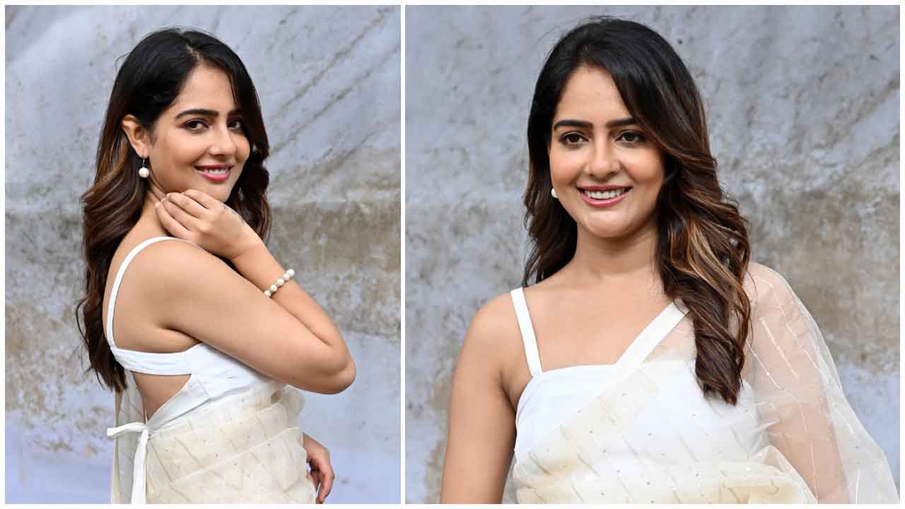 Malvi Malhotra | తిరగబడరసామీ అంటున్న మాల్వీ మల్హోత్రా..