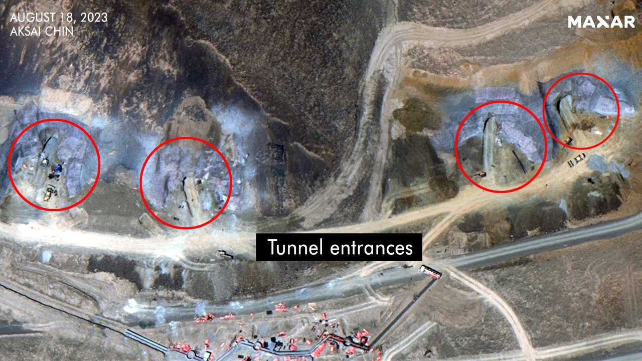 Aksai Chin |  సరిహద్దులో చైనా ఆగడాలు.. అక్సాయ్‌చిన్‌లో బంకర్లు, సొరంగాలు